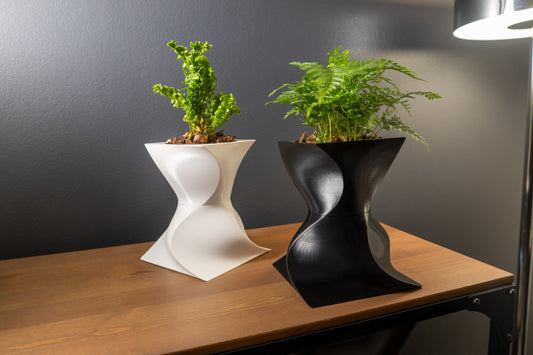 Vira sculptural self-watering wicking pot for healthy indoor houseplants.